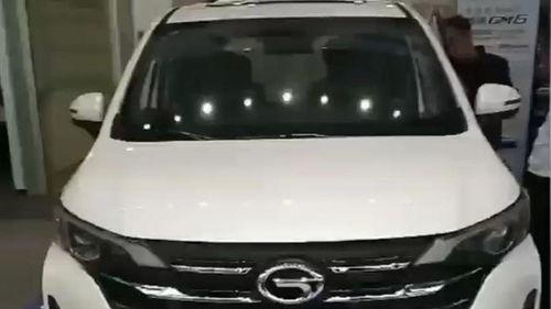 国产车滑板鞋视频,视频展现国产车魅力瞬间